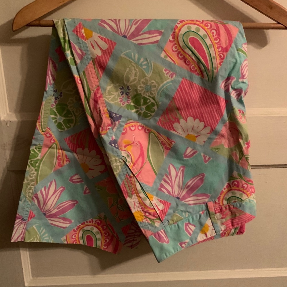 Lilly Pulitzer 💕 great condition! 💛